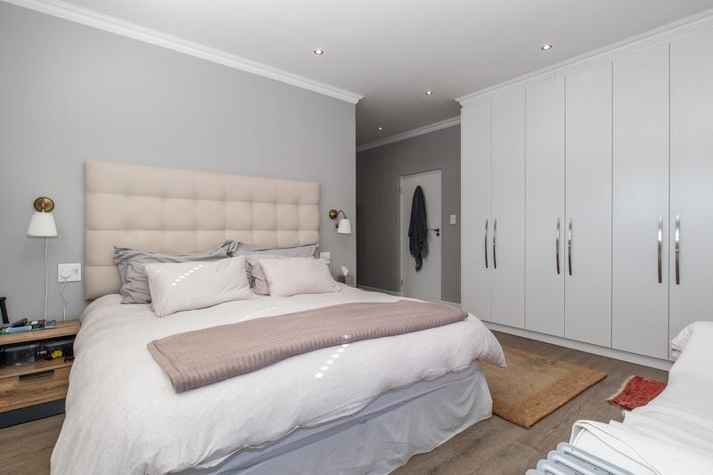To Let 3 Bedroom Property for Rent in Constantia Western Cape